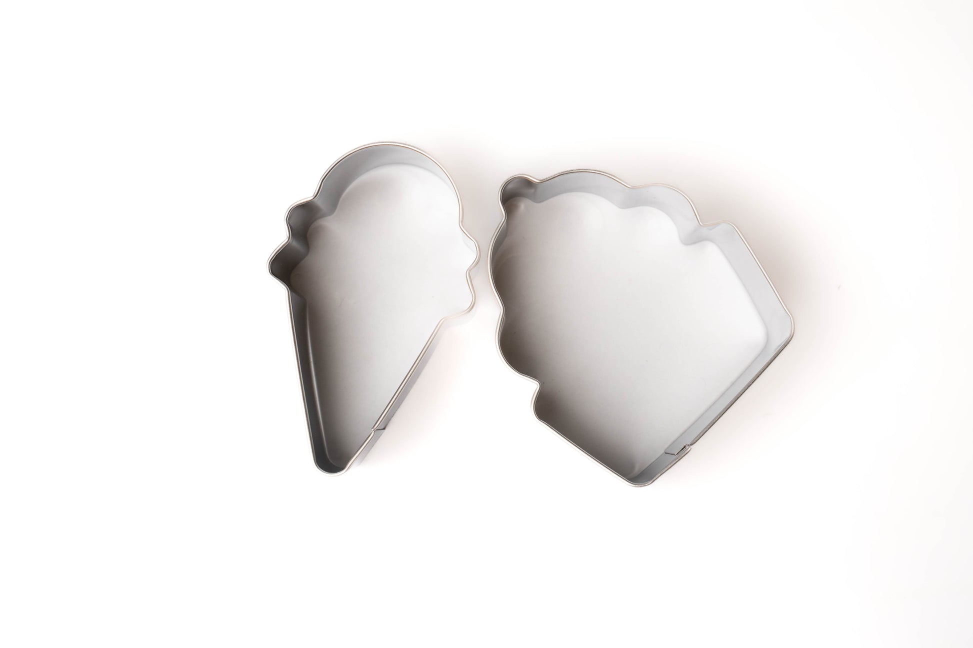 Metal cookie cutters: ice cream cone and cupcake